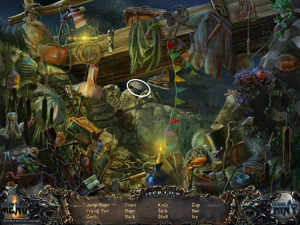 SHADOW_WOLF_MYSTERIES_CURSE_OF_THE_FULL_MOON:GROUND_HIDDEN_OBJECT_01.jpg
